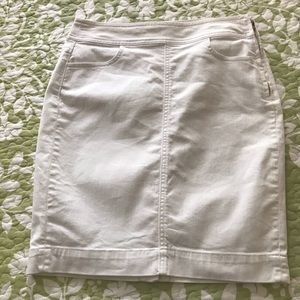 LOFT WHITE DENIM SKIRT